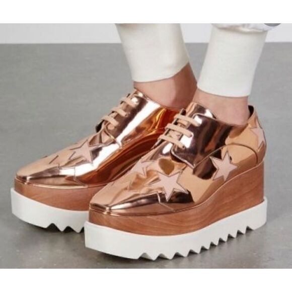 Stella McCartney
Women's Pink Rose Gold Metallic Elyse Stars Sneakers Size 36/6 - Picture 3 of 12